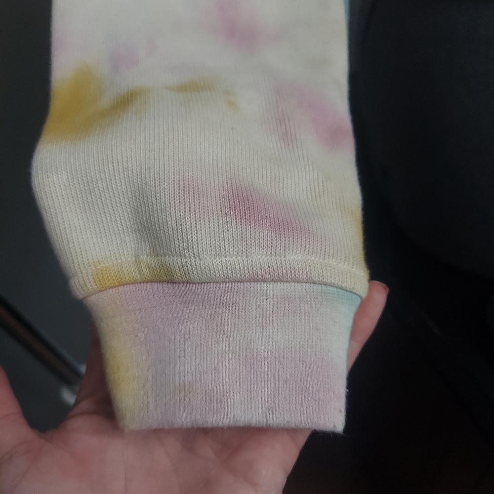 Curren Air Twist Front Tie-Dye V-Neck Top - Picture 5 of 7
